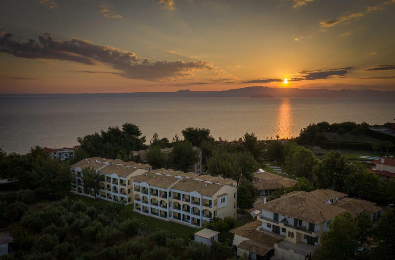 Lesse Hotel Chalkidiki Kültér fotó