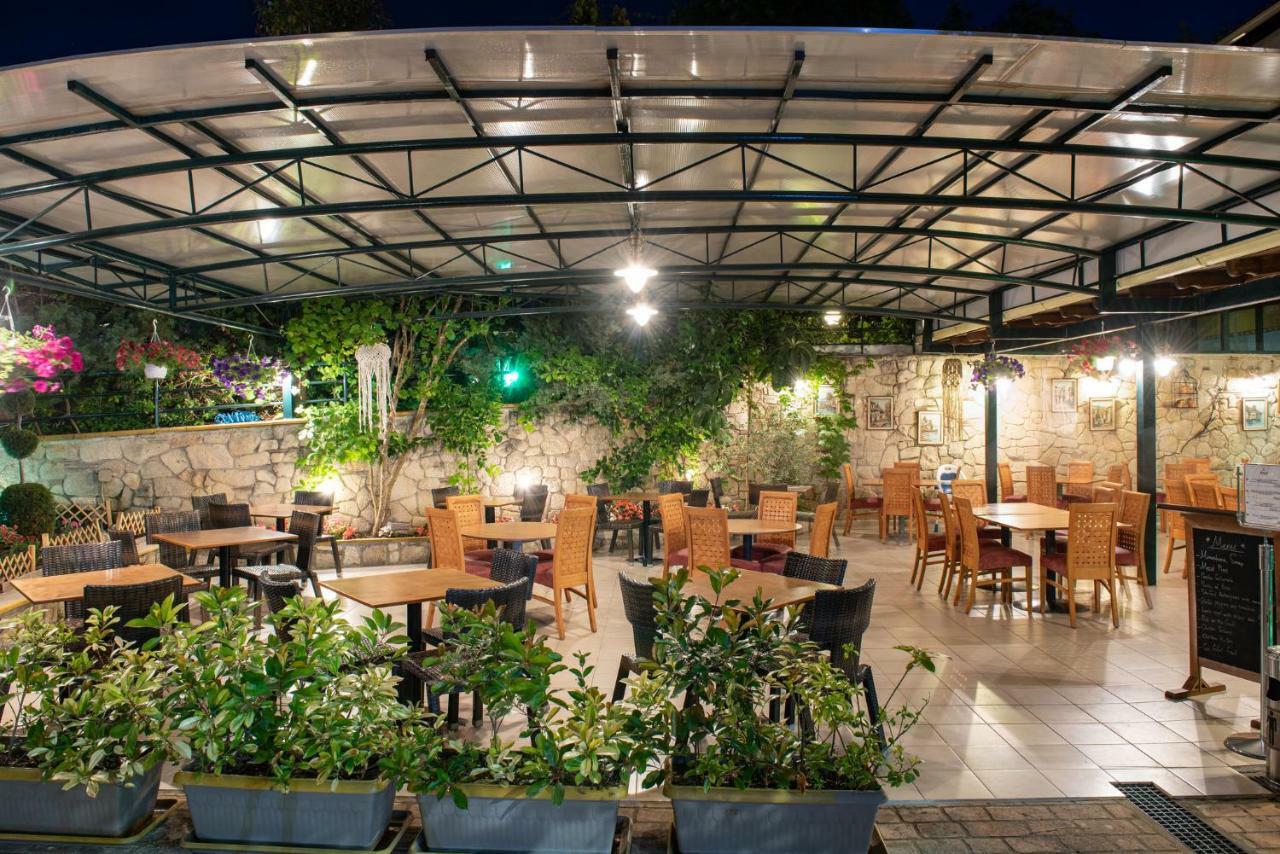 Lesse Hotel Chalkidiki Kültér fotó